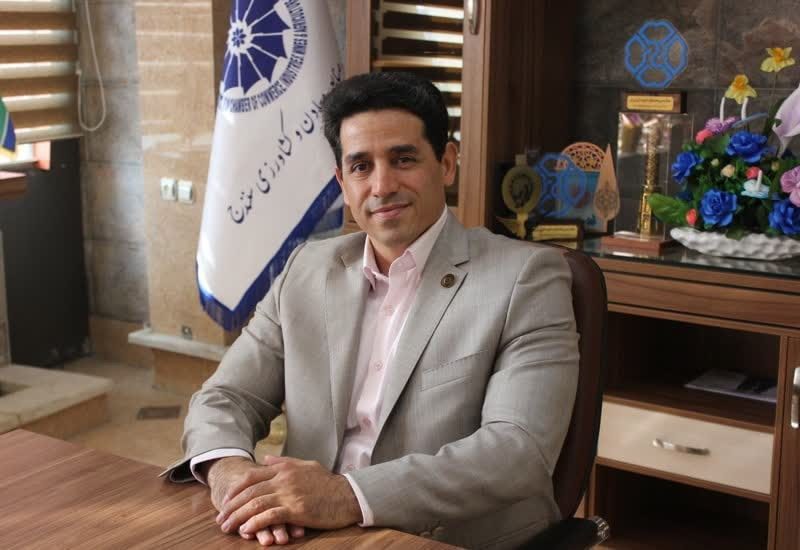 داوران نمایشگاه عکس صنعت در کردستان معرفی شدند