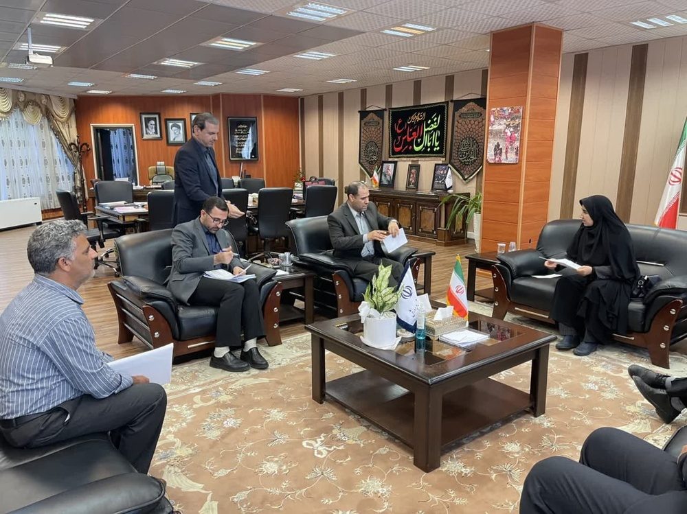 فلاحی: اهمال وزارت آموزش و پرورش و سازمان برنامه و بودجه در پاداش مناطق جنگی فرهنگیان پذیرفتنی نیست