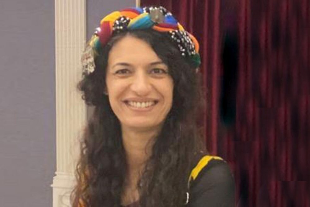 هنرمند کرد تحت درمان سرطان راهی زندان شد