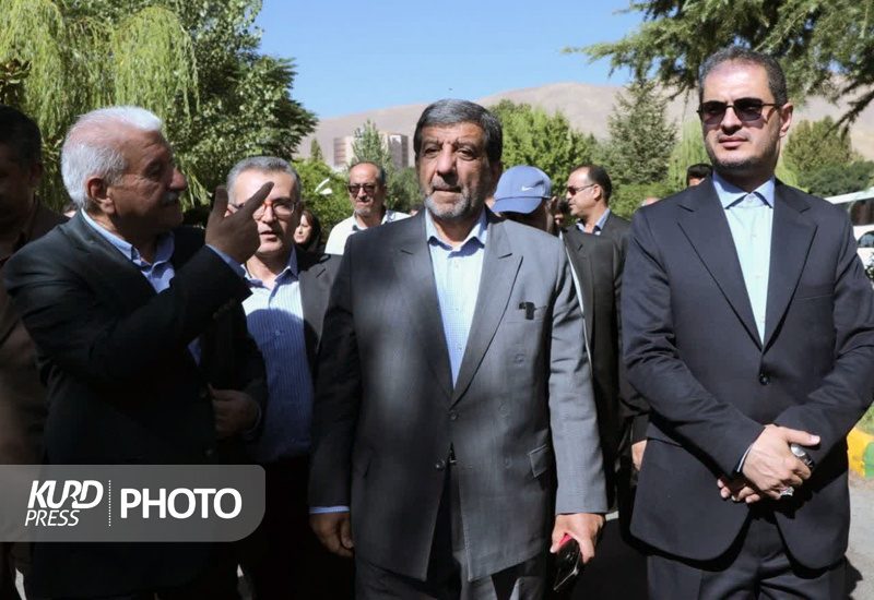 وزیر میراث فرهنگی: معماری سنتی در ساخت مجتمع های گردشگری حفظ شود