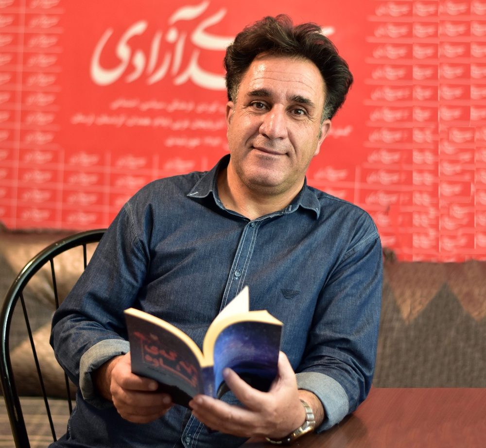 چراغی همچنان بر فراز! / دکتر جلیل آهنگرنژاد