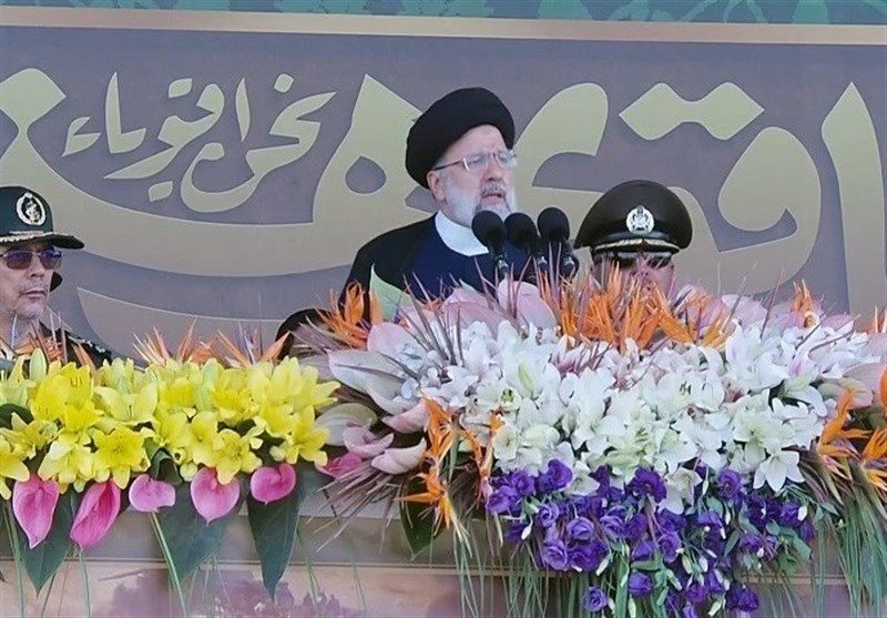 هیچ گرووپێکی چەکدار لە سەر سنوورەکانی ئێران ناهێڵین