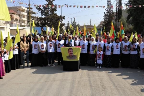 برگزاری تجمعی در حمایت از آزادی اوجالان در شهر قامشلو