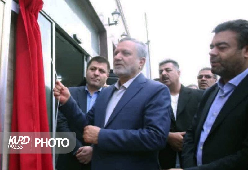 استخر مجموعه ورزشی کارگران بهاران سنندج افتتاح شد