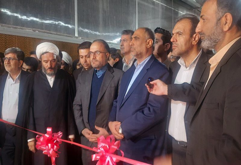 مجتمع گلخانه ای قبا سرخ در بیجار افتتاح شد