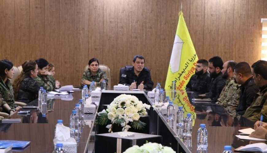 برگزاری نشست عمومی مجلس نظامی نیروهای سوریه دموکراتیک با حضور مظلوم کوبانی