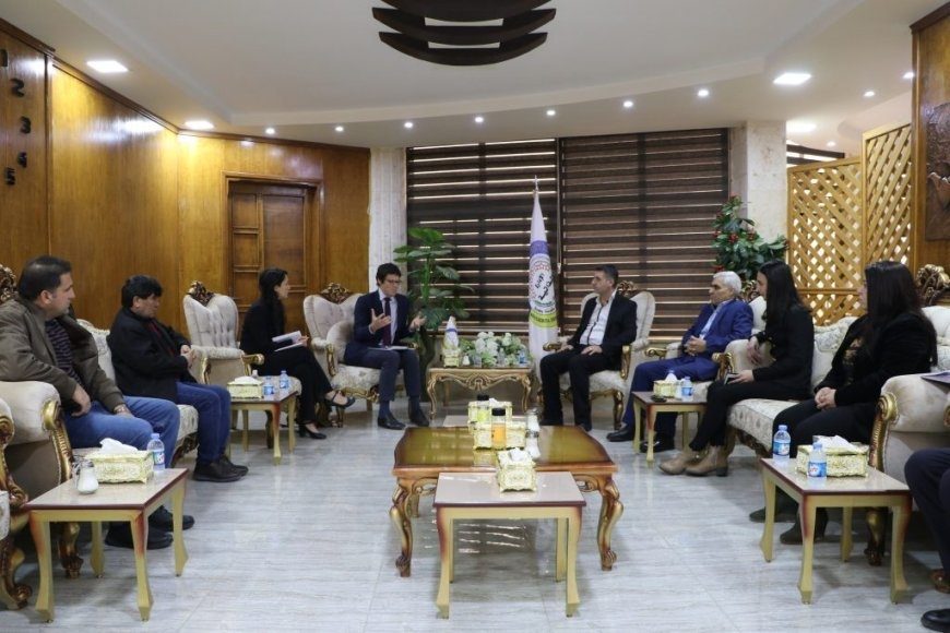 تحویل ۱ زن و ۵ کودک از اعضای خانواده‌های داعش به هیأتی بریتانیایی توسط مدیریت خودگردان