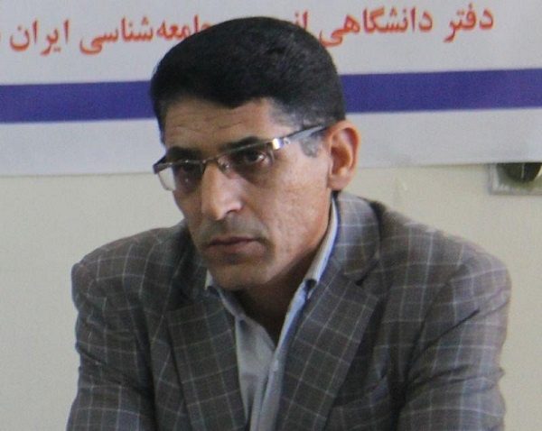 مسأله پژوهش و مدیران خودمحور، کادو محور و پژوهش محور / خلیل کمربیگی