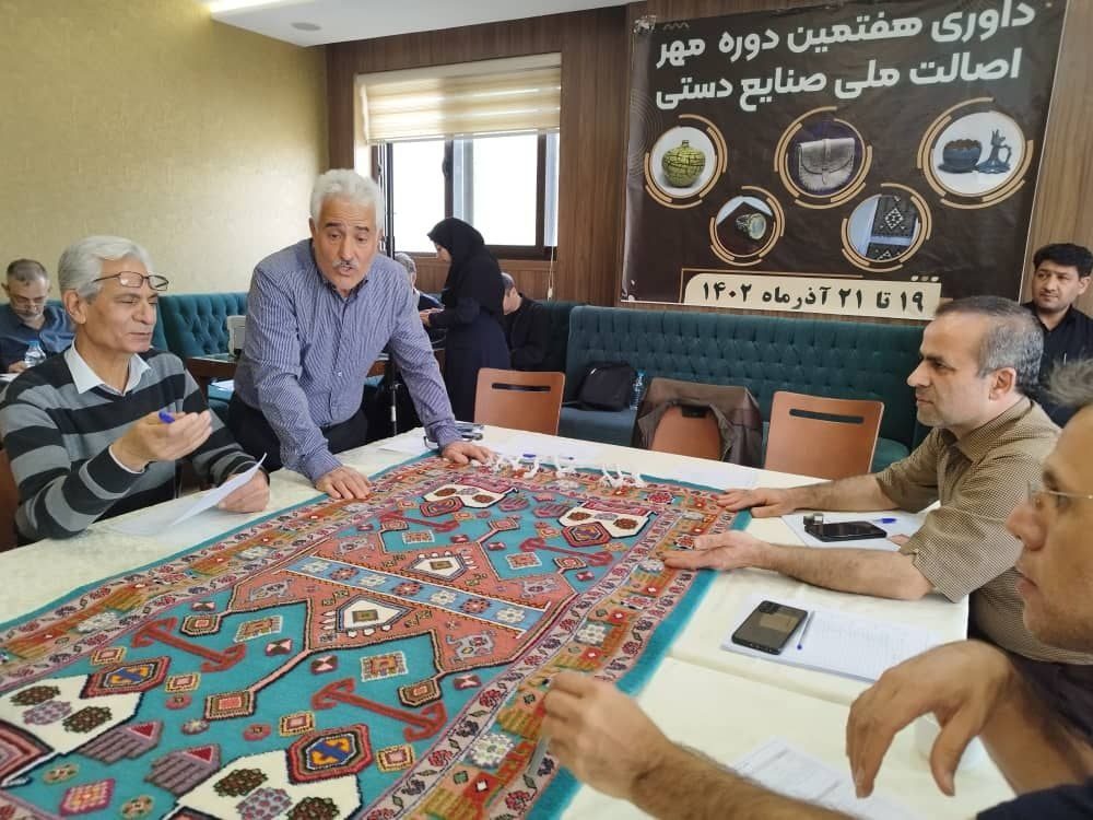 دریافت نشان ملی مرغوبیت کالا برای ۲۳ اثر صنایع دستی ایلام