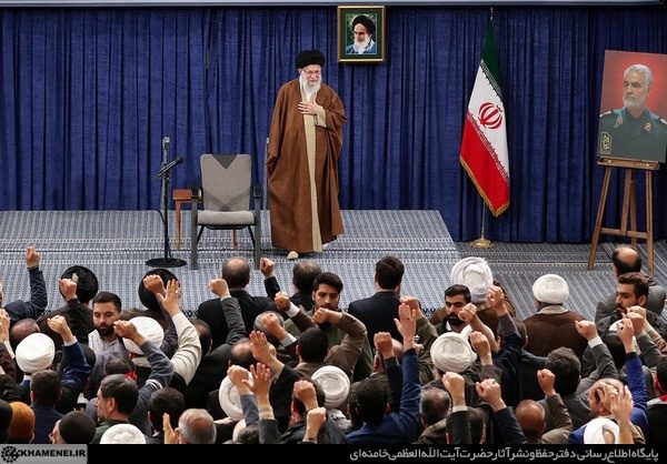 رهبر انقلاب: انتخابات اسفند زمینه ساز تحول است/ مشارکت ضعیف منجر به تشکیل مجلسی ضعیف و ناتوان می شود