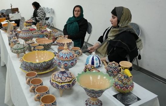 آغاز به کار جشنواره صنایع‌دستی بسیج در کرمانشاه