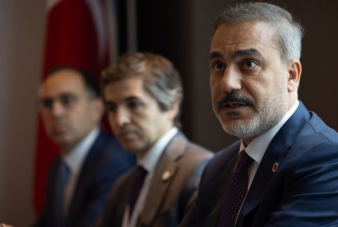 دیدار هاکان فیدان و اسماعیل هنیه در آنکارا