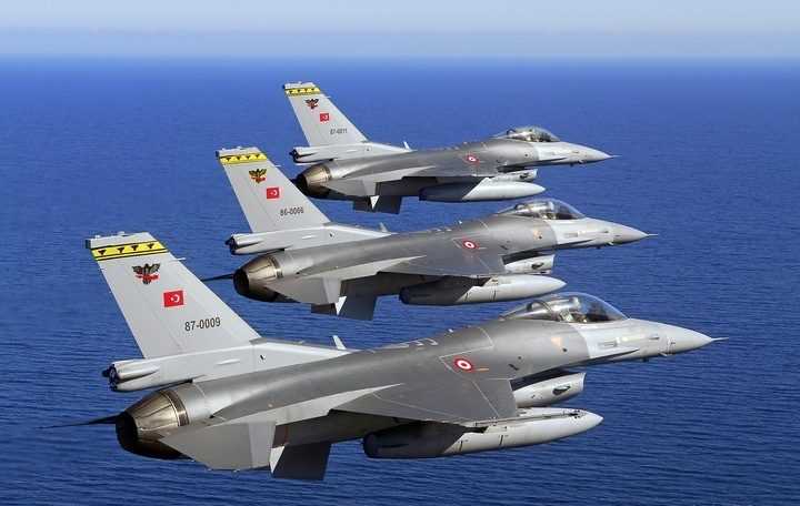 کۆشکی سپی گڵۆپی سەوز بۆ فرۆشتنی فڕۆکەی F16 بە تورکیا هەڵدەکات