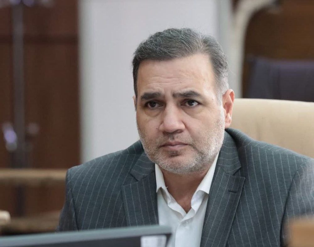 اخطار و پلمب ساختمان های ناایمن در ارومیه/نردبان بلند مرتبه آتش نشانی راه اندازی شود