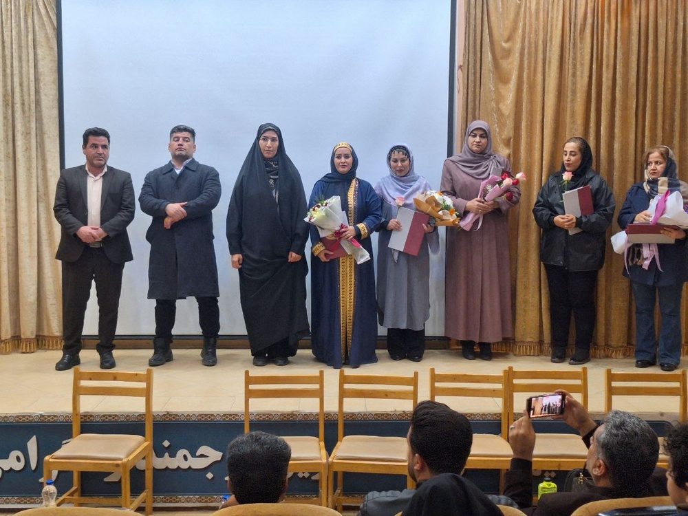 گردهمایی«بانوان نواندیش کرد» در سنندج برگزار شد 