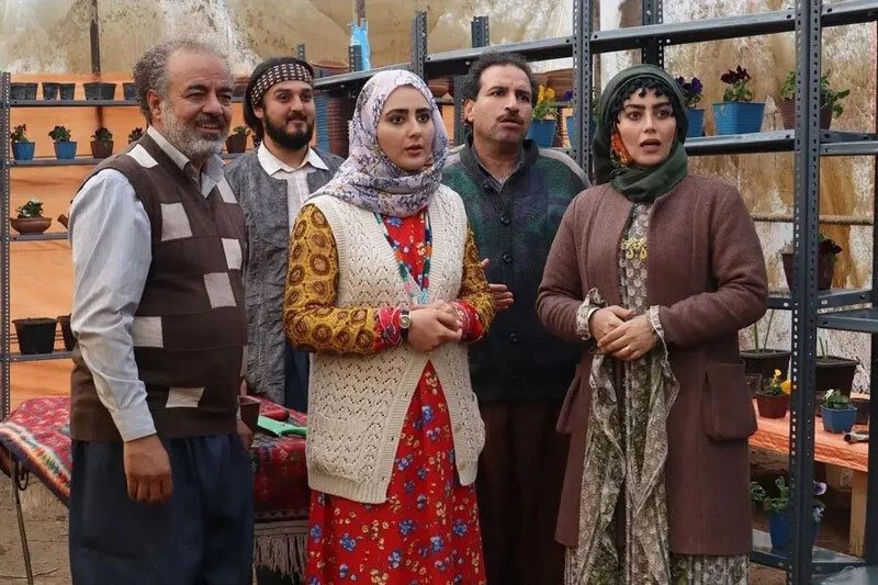 90  درصد تصویربرداری «نون خ» 5 به پایان رسد/ سعید آقاخانی: لوکیشن ما یک مینی بوس است!