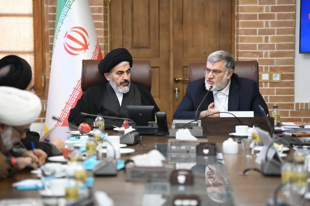 سرمایه گذاری ۱۰۰ هزار میلیارد تومانی در حوزه اقتصادی آذربایجان‌غربی آغاز شده است