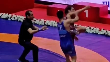 ترک‌ ها علیه کشتی گیر ایرانی اسلحه کشیدند