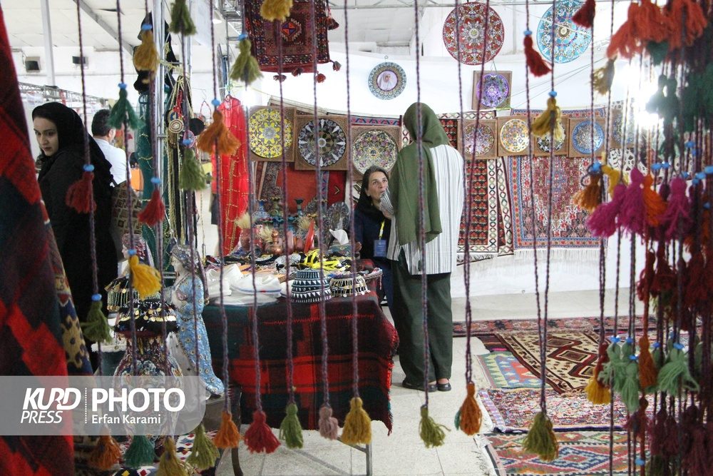 ٢٠٠ غرفه صنایع دستی در آذربایجان غربی برپا می شود