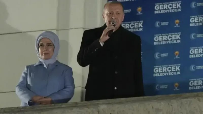 اردوغان؛ ناکامی در انتخابات، انتقام در کردستان
/محمد هادیفر