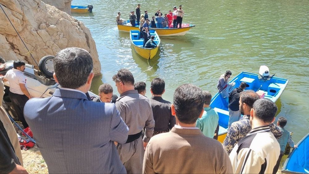 سقوط مرگبار یک خودرو به داخل سد داریان پاوه