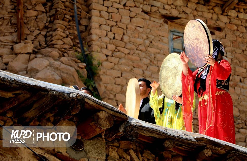 پالنگان با هزار دف قدم به سوی جهانی شدن برداشت