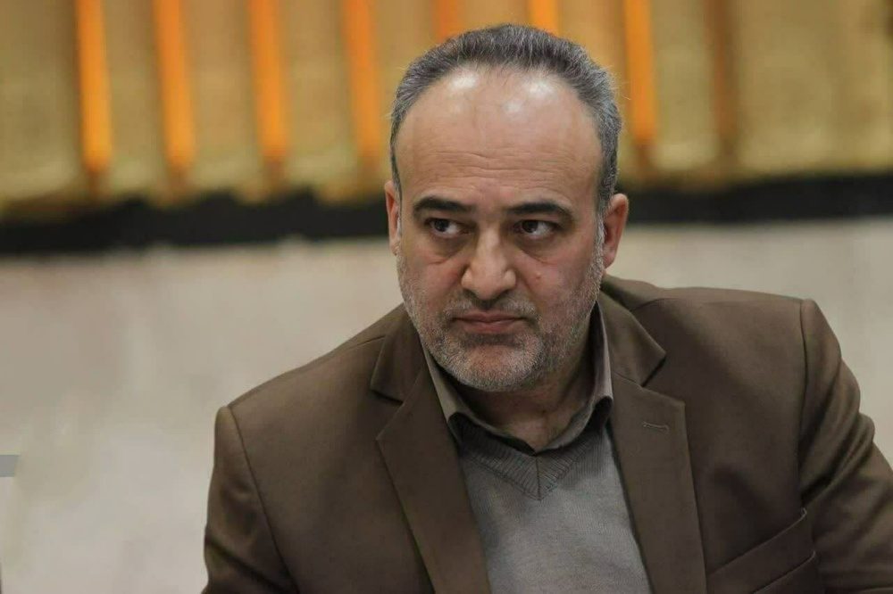 هوشمند: بدون ساختارسازی نمی توان زبان مادری را تحکیم کرد / جشنواره باید آورده داشته باشد
