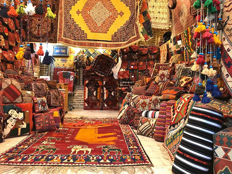 فروش ٧ میلیارد ریالی صنایع‌دستی آذربایجان غربی در نمایشگاه ملی تهران
