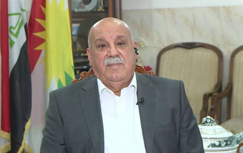 دبیر سابق وزارت پیشمرگه:وجود کردهای سوریه وایران در بین پیشمرگان حقوق بگیر وزارت داخلی اقلیم کردستان، یکی از علل عدم ارسال بودجه از بغداد