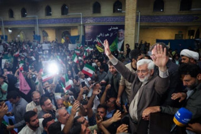 کارنامه کسانی که رشد اقتصادی کشور را منفی کردند، قابل افتخار است؟