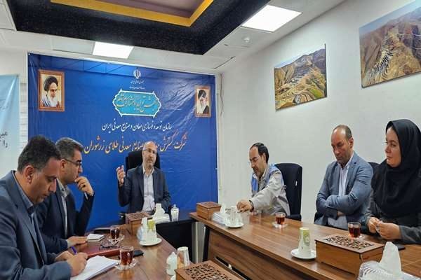 بازرس کل آذربایجان غربی از عملکرد معادن طلا در تکاب انتقاد کرد