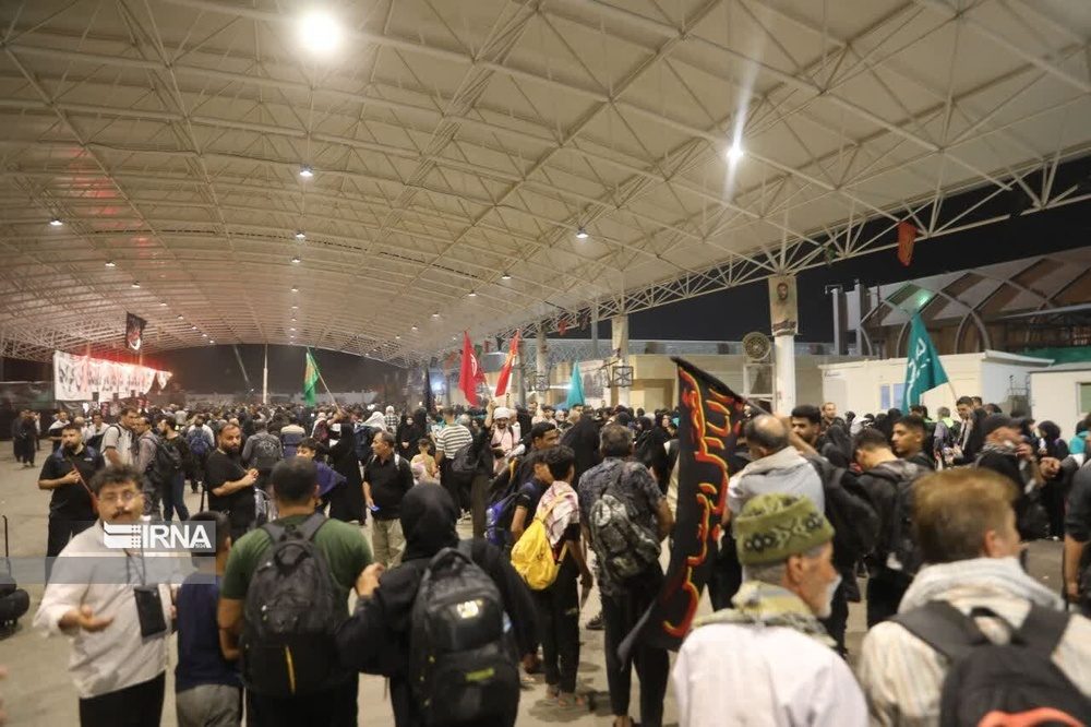  تردد زائرین اربعین در مرز مهران از یک میلیون و ۱۰۰ هزار نفر عبود کرد