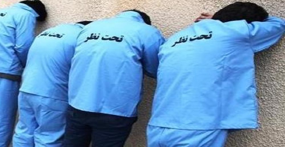 حمله  اراذل و اوباش به جلسه رسمی شورای شهر نقده