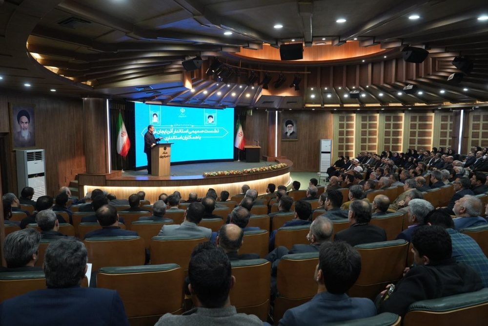 استاندار: باید درآمد سرانه مردم آذربایجان غربی افزایش یابد