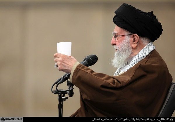 رهبر انقلاب: ضعیف شدن ایران خیالی متوهمانه است/ باید به بخش خصوصی کمک شود