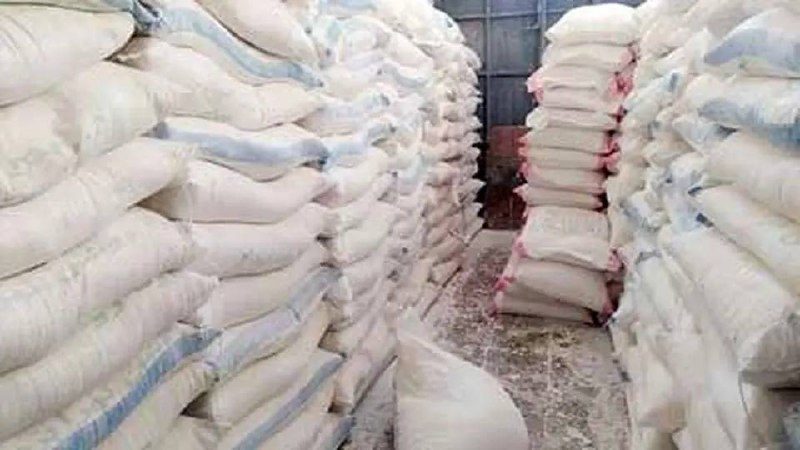 توقیف ٣ هزار کیلوگرم آرد در یک منزل مسکونی در خوی