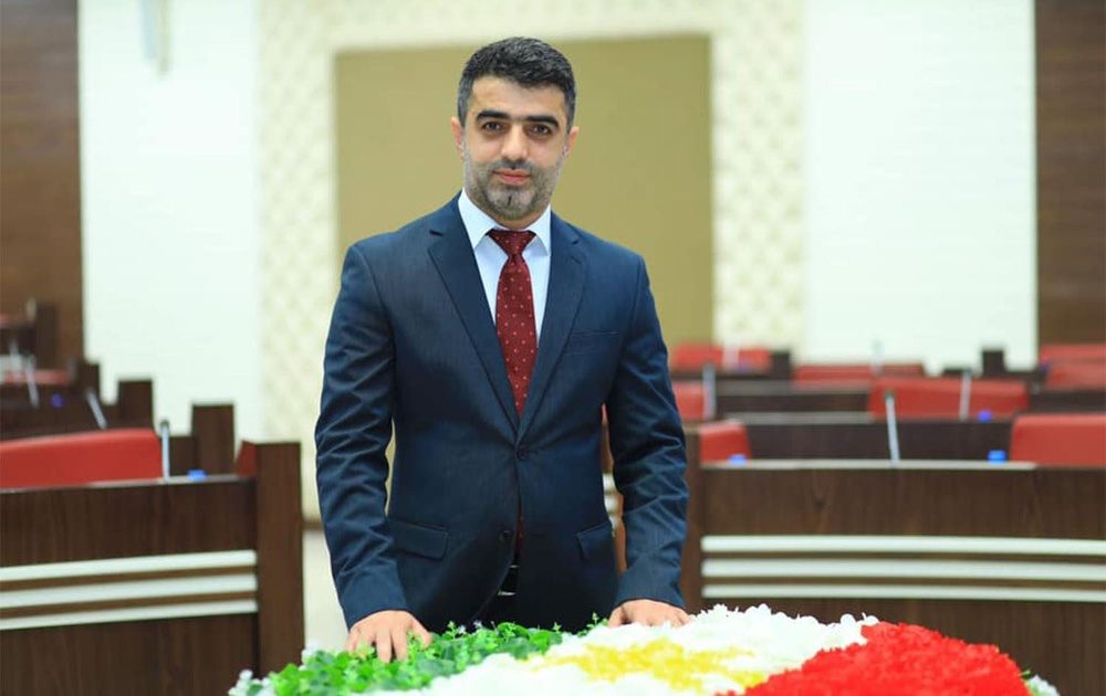 علی حمه صالح: رقابت احزاب اقلیم بر سر نزدیکی به سنی‌های تندرو و حشد الشعبی است