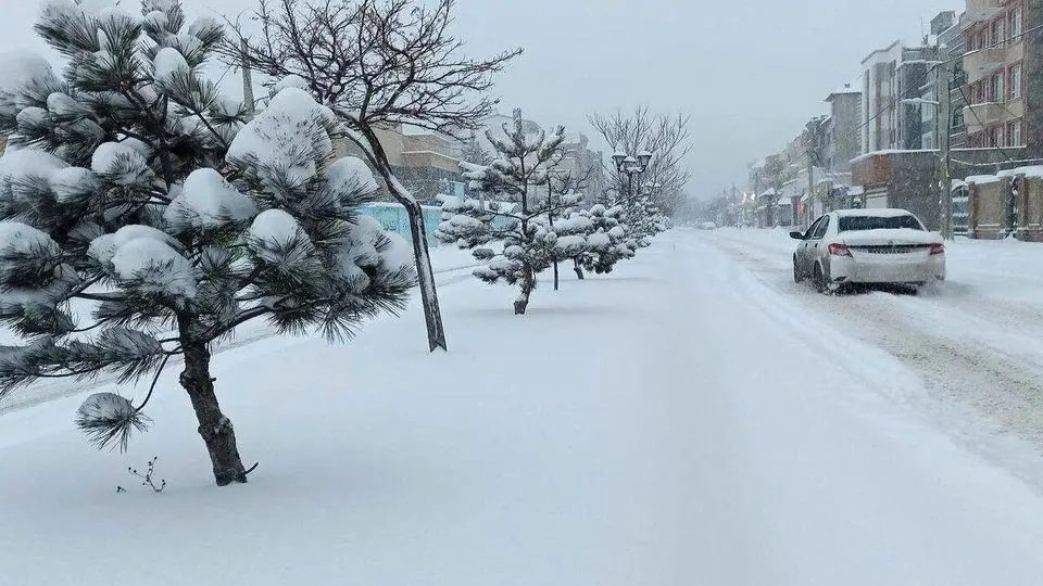 برف و باران، آخر هفته به ایلام می‌رسند