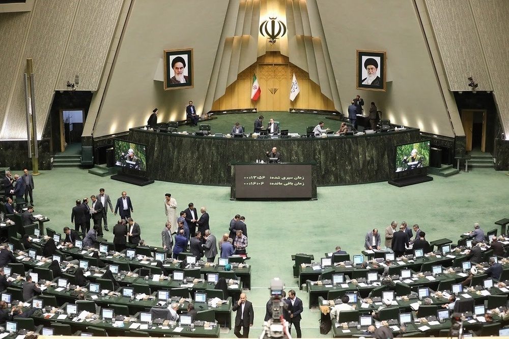 طرح تدریس زبان‌های قومی در مدارس در مجلس رای نیاورد
