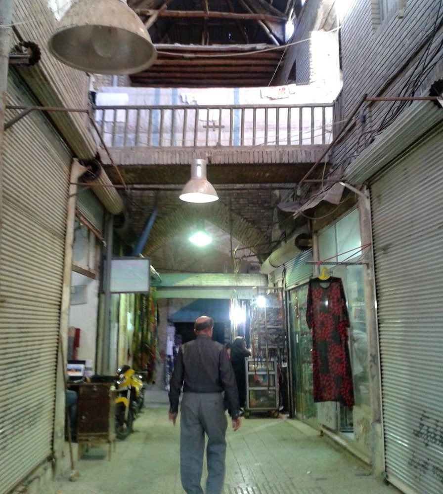 قدیمی‌ترین پاساژ کرمانشاه در حال ویرانی است / نصرت طاهرپور