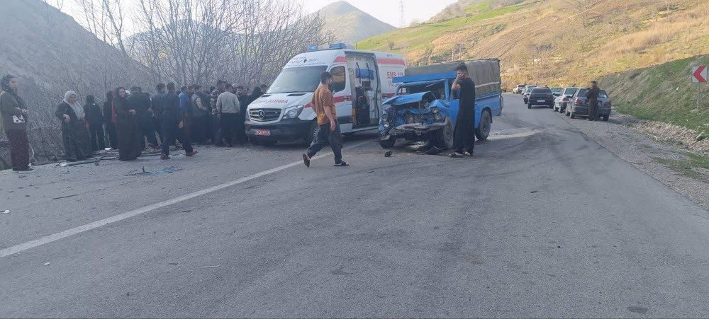 تصادف مرگبار در جاده ثلاث، ۴ جوان را به کام مرگ کشاند