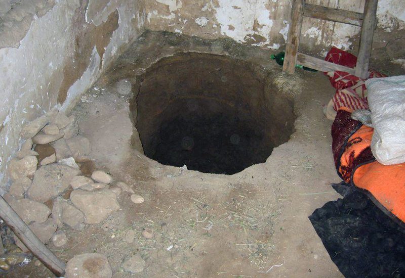 کشف حفاری غیرمجاز در دهگلان/۲ نفر در خانه ای مخروبه دستگیر شدند