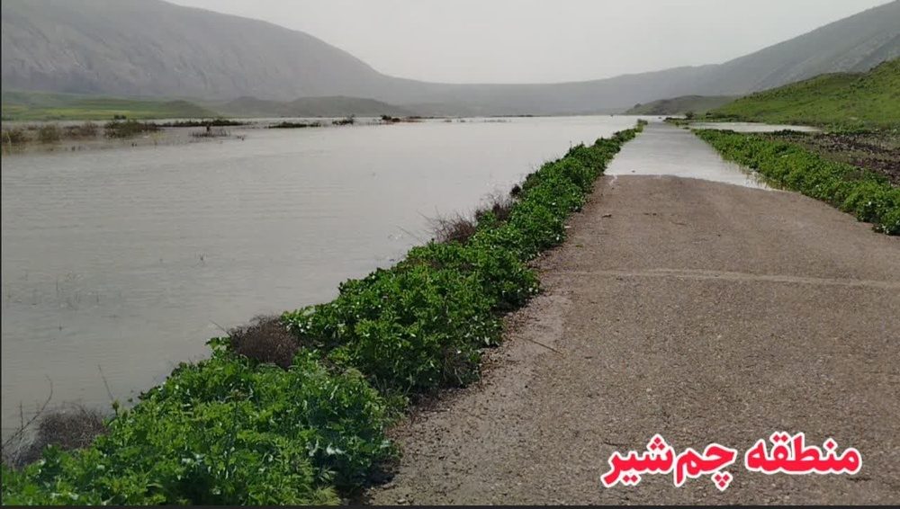 راه ارتباطی ۳ روستای سیروان قطع شد