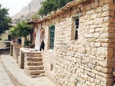 سنگ هورامان نمادی که در حال فراموشی است / فردین رحیمی
