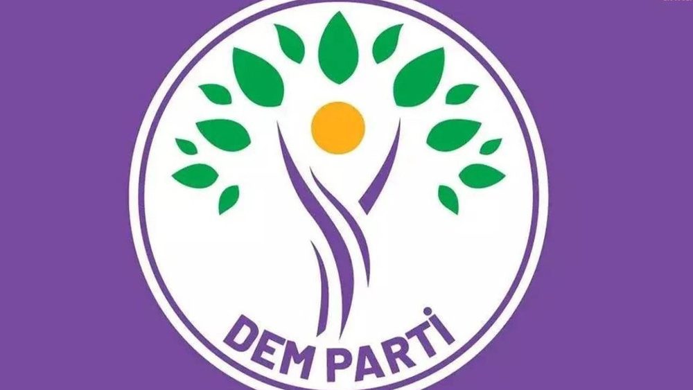 نمی توانید مسئله کرد را به تروریسم و PKK را به سازمان تروریستی تقلیل دهید