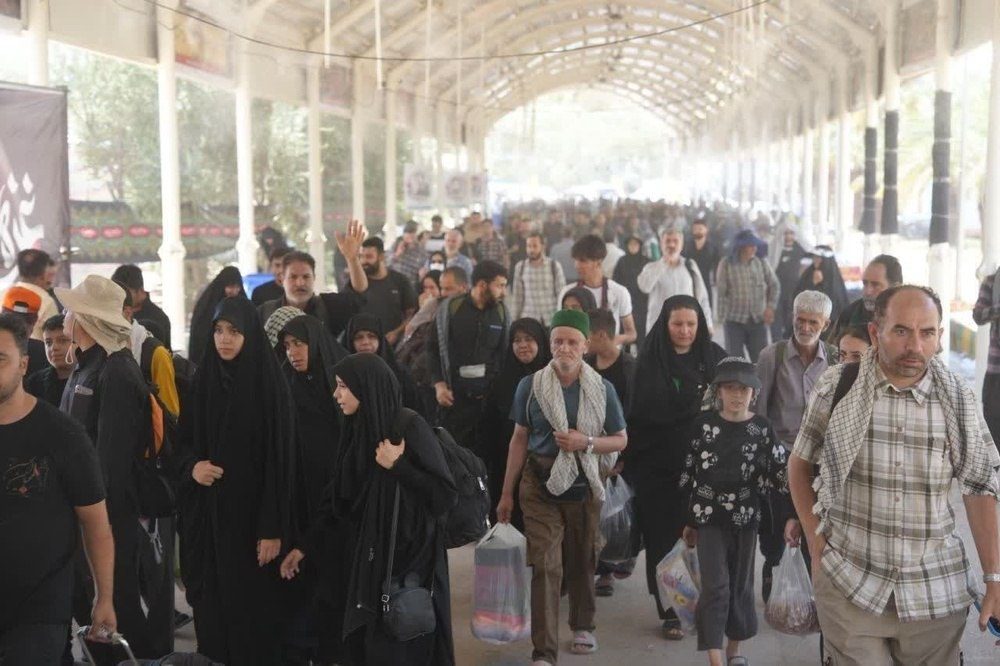 زیرساخت های تردد مسافری خسروی در غرب کشور بی‌نظیر است