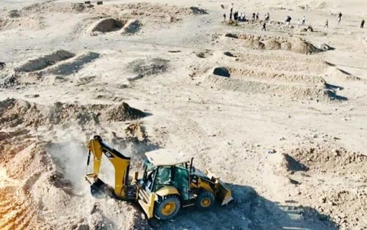 آغاز نبش گور جمعی در جنوب موصل؛ احتمال شناسایی هزاران قربانی داعش