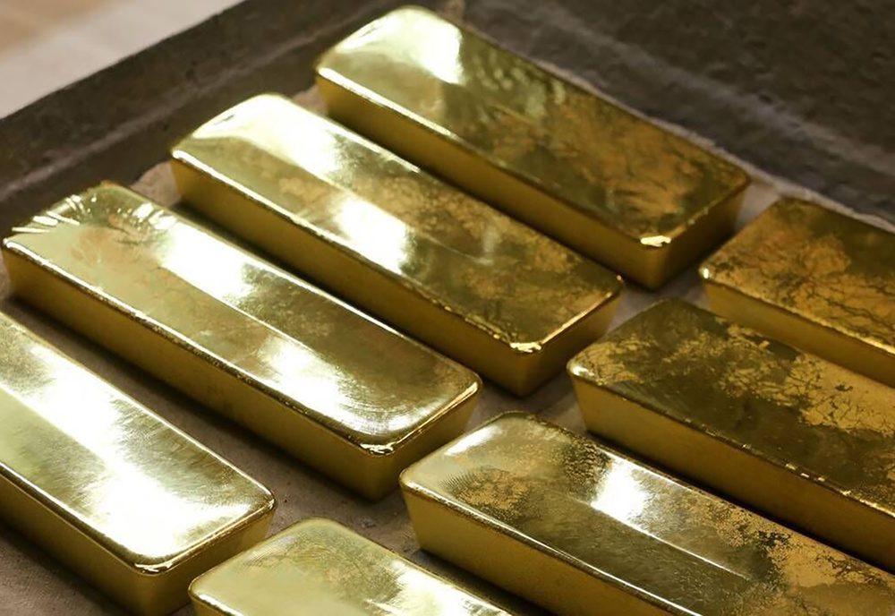کشف و توقیف ۱۷ شمش طلای قاچاق در دیواندره/۲ متهم بازداشت شدند