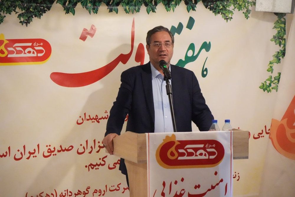 شهرداری‌ها از ظرفیت منطقه آزاد ماکو برای نوسازی ناوگان استفاده کنند