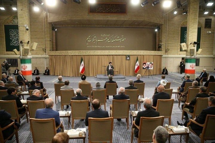 ڕێبەری باڵای ئێران: پێداویستییە سەرەکییەکانی خەڵک گرینگترین پرسی وڵاتە